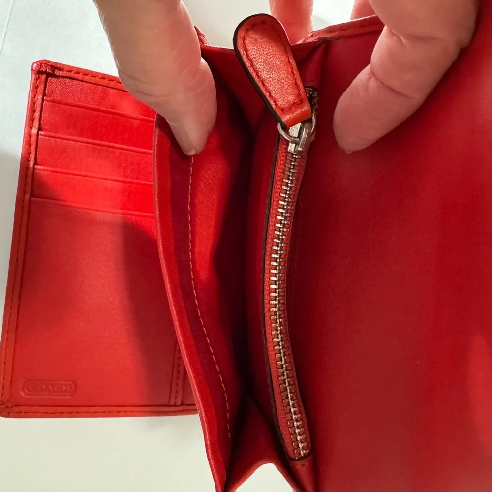 Vintage Coach Signature C Jacquard Trifold Snap Wallet Tan Red Leather Y2K